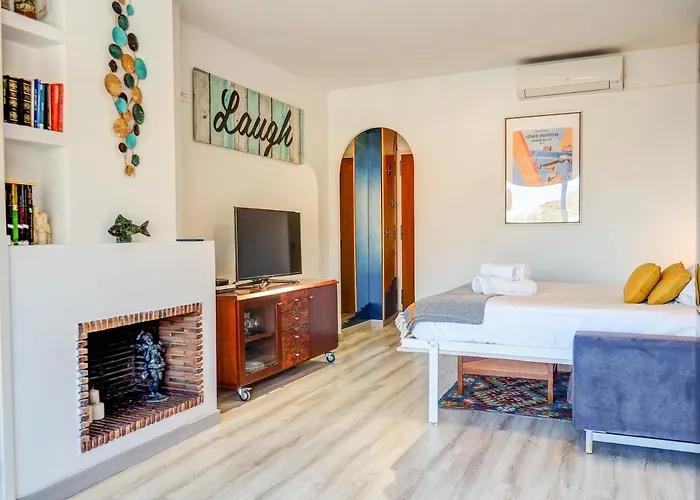 The Aiguadolc By Hello Homes Sitges